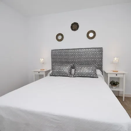 Apartamentos Robalo Apartment *
